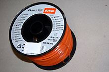 Fil d�broussailleuse Stihl carr� orange - 2,4mm    253 ml