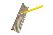 R�teau � gazon ALU STAR - R�teau et manche en m�tal l�ger 190cm, 38 dents, 72cm larg.